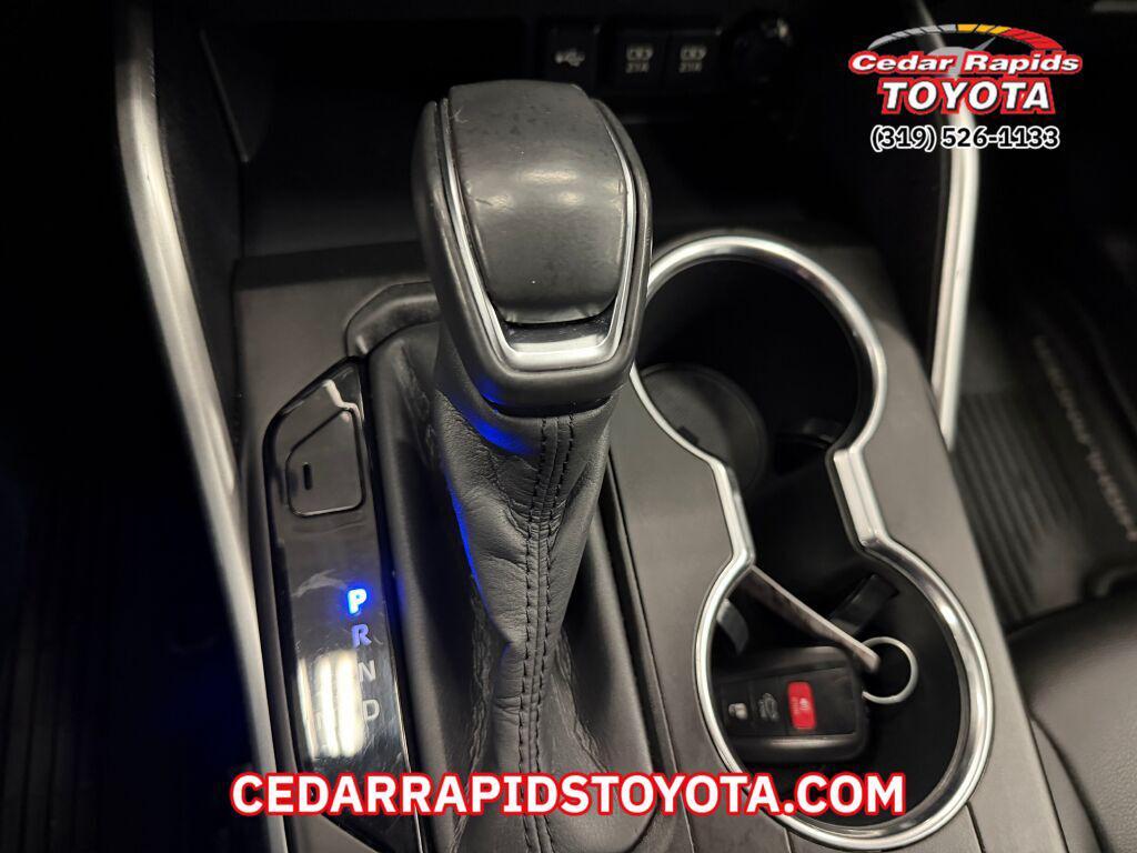 used 2020 Toyota Highlander car, priced at $32,626