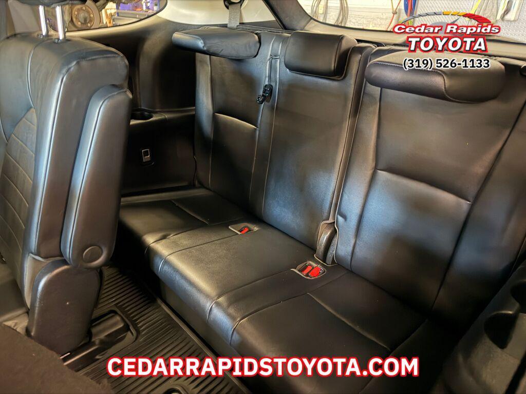 used 2020 Toyota Highlander car, priced at $32,626