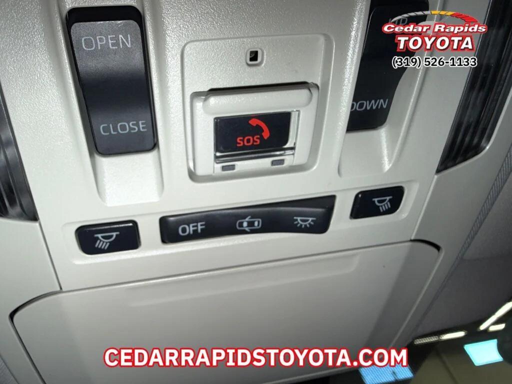 used 2020 Toyota Highlander car, priced at $32,626