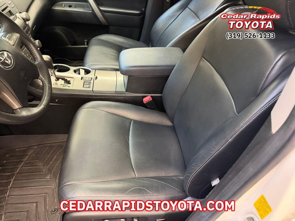 used 2010 Toyota Highlander car, priced at $10,996