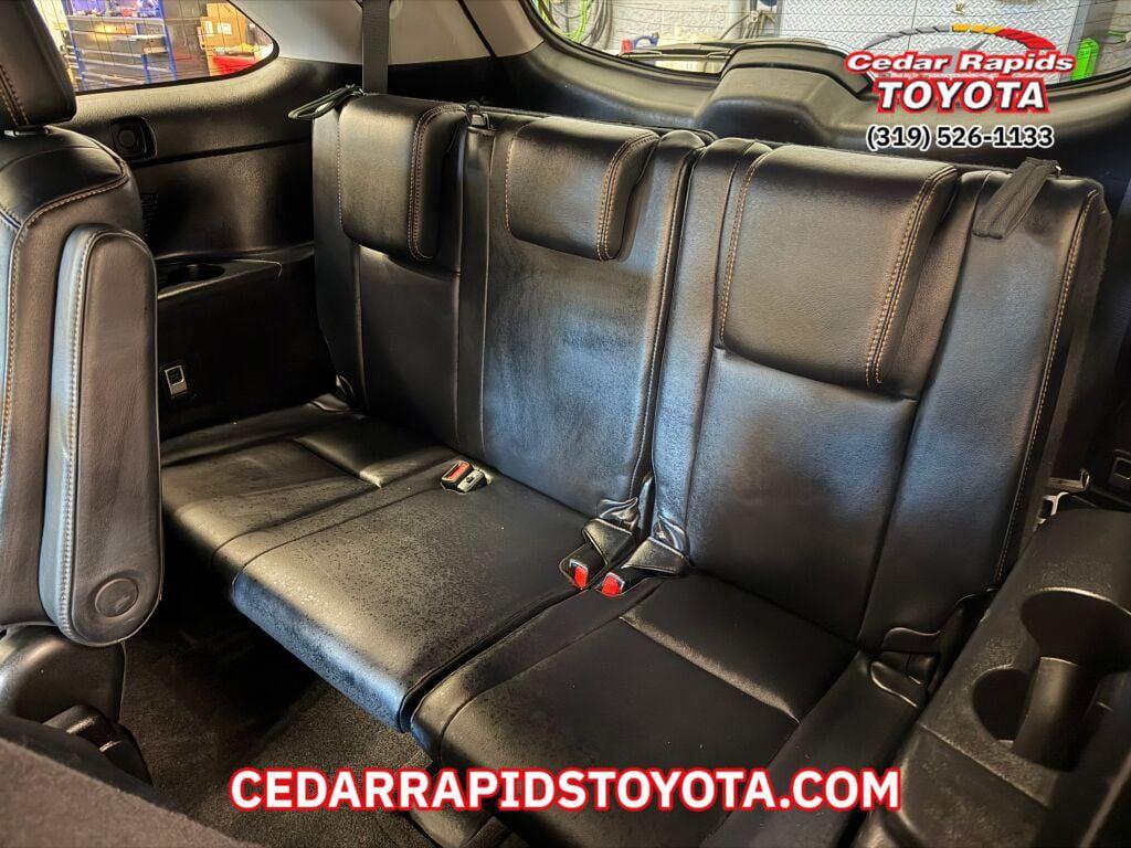 used 2017 Toyota Highlander car, priced at $22,425