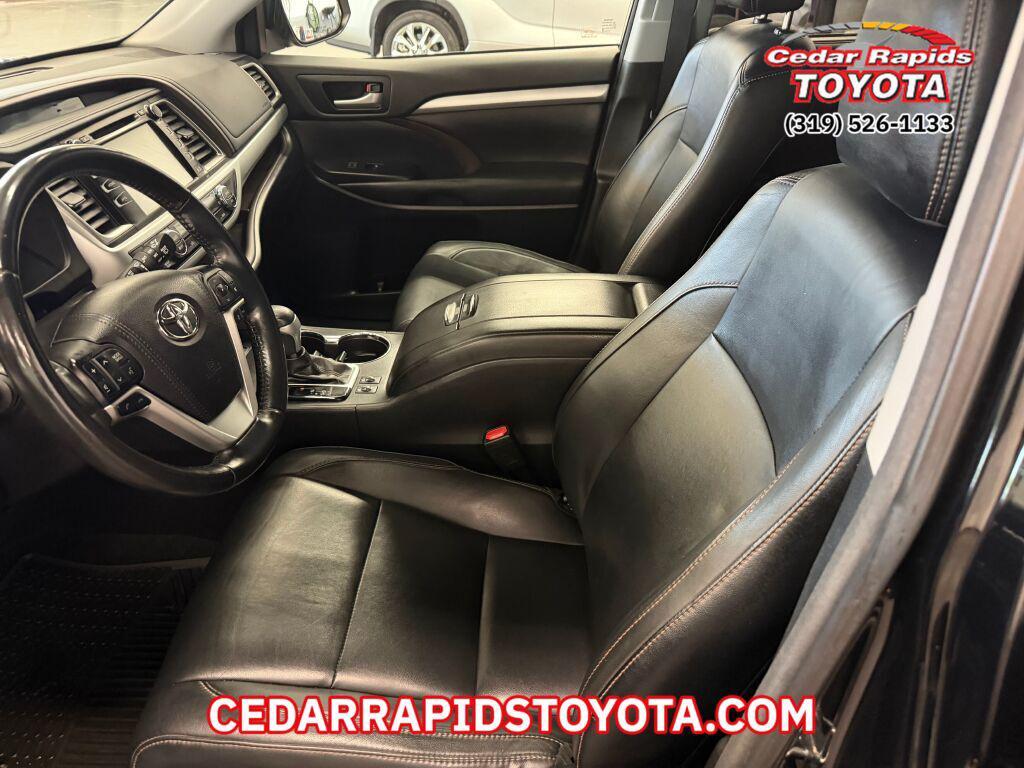 used 2017 Toyota Highlander car, priced at $22,425