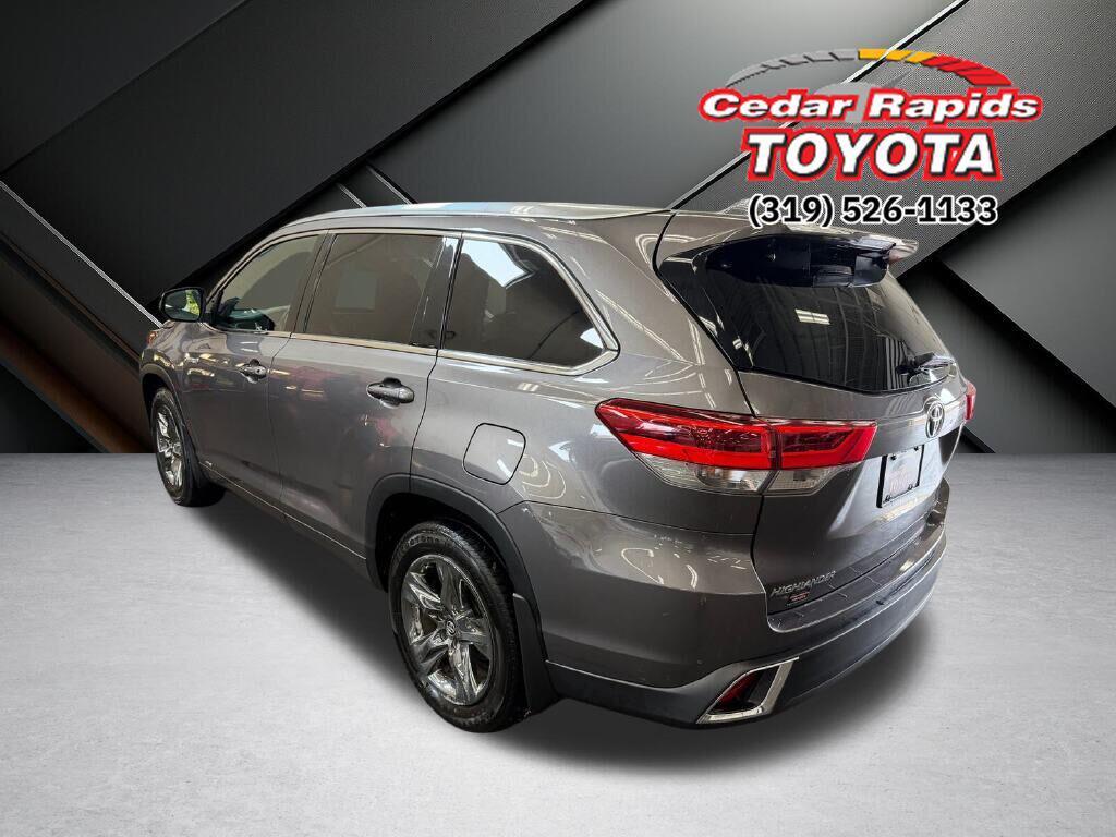 used 2017 Toyota Highlander Hybrid car, priced at $23,866