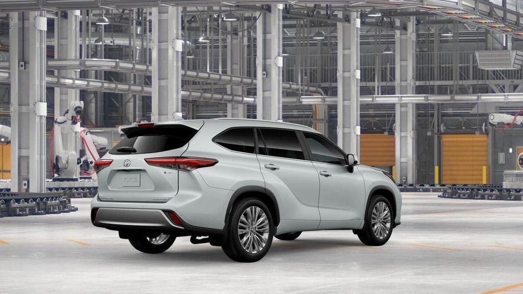 new 2026 Toyota Highlander Hybrid car, priced at $57,033