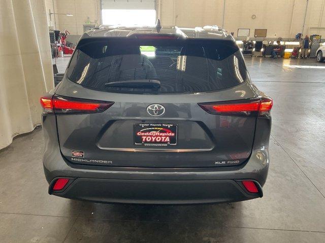 new 2024 Toyota Highlander car