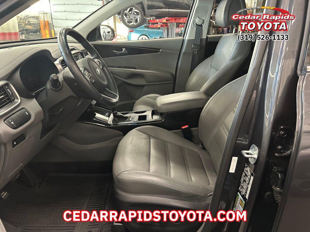 used 2016 Kia Sorento car, priced at $10,996