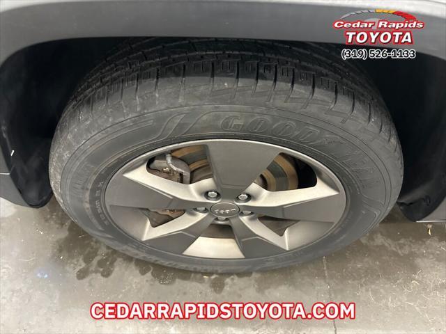 used 2016 Jeep Cherokee car, priced at $12,996