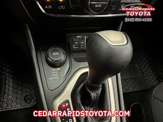 used 2016 Jeep Cherokee car, priced at $12,996