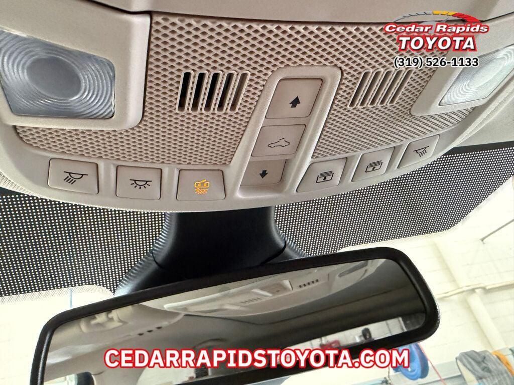 used 2021 Ford Edge car, priced at $22,912
