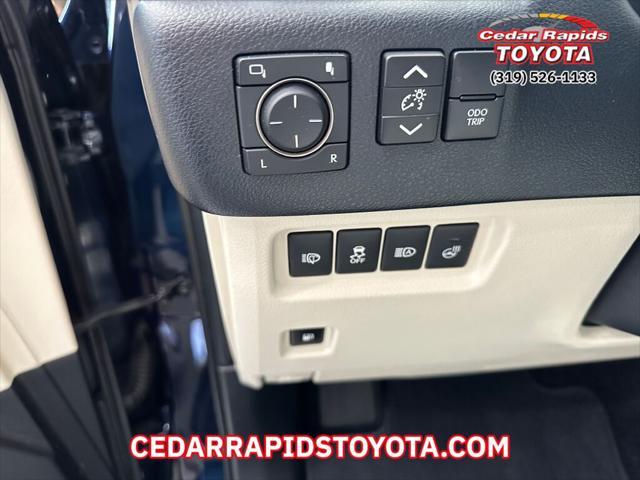 used 2022 Lexus GX 460 car, priced at $39,898