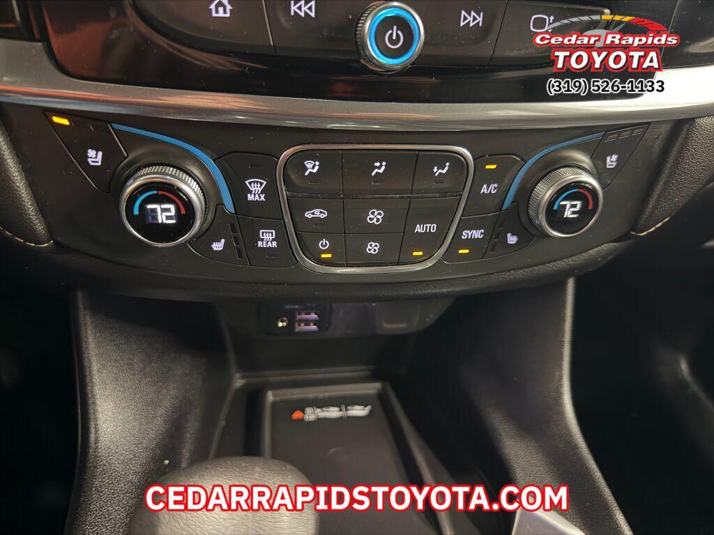 used 2022 Chevrolet Traverse car, priced at $35,775