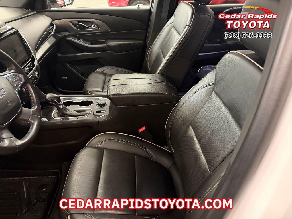 used 2022 Chevrolet Traverse car, priced at $35,775