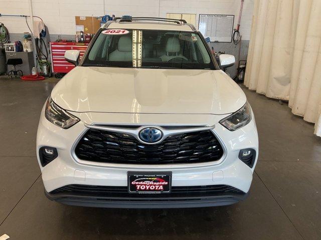 used 2021 Toyota Highlander Hybrid car, priced at $28,850