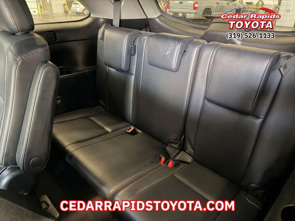 used 2019 Toyota Highlander car, priced at $28,793