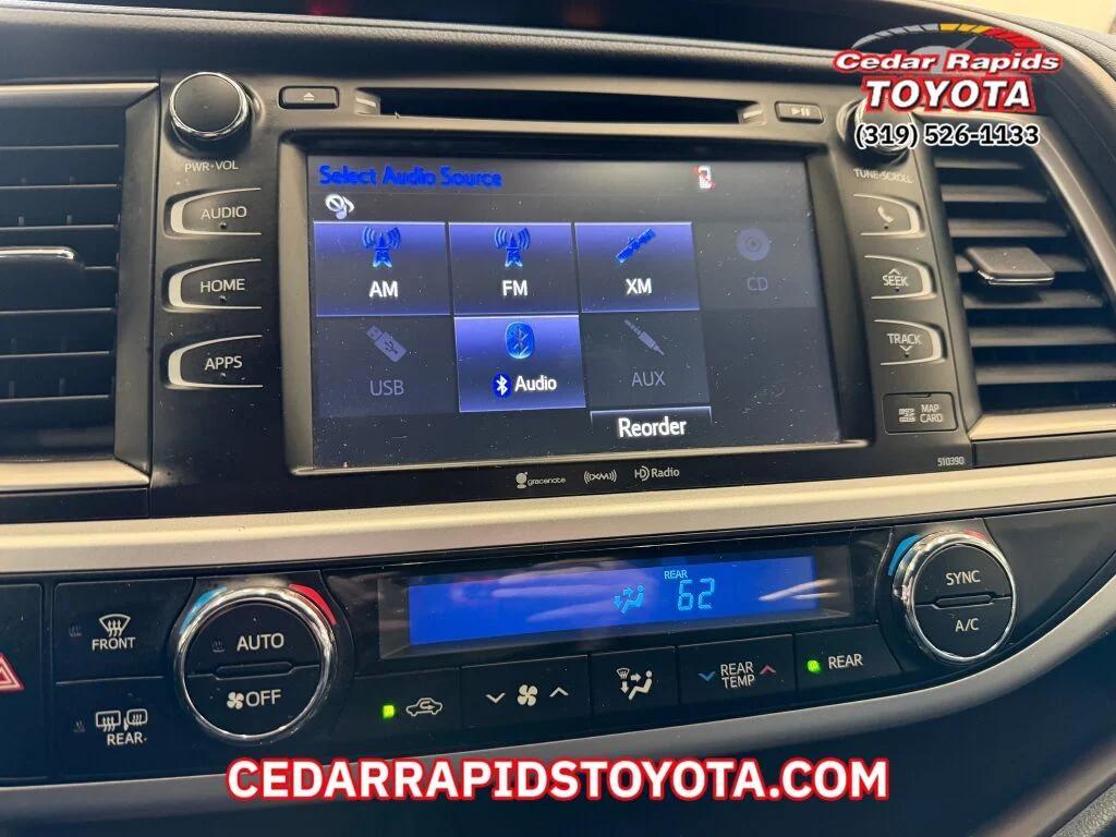 used 2019 Toyota Highlander car, priced at $28,793