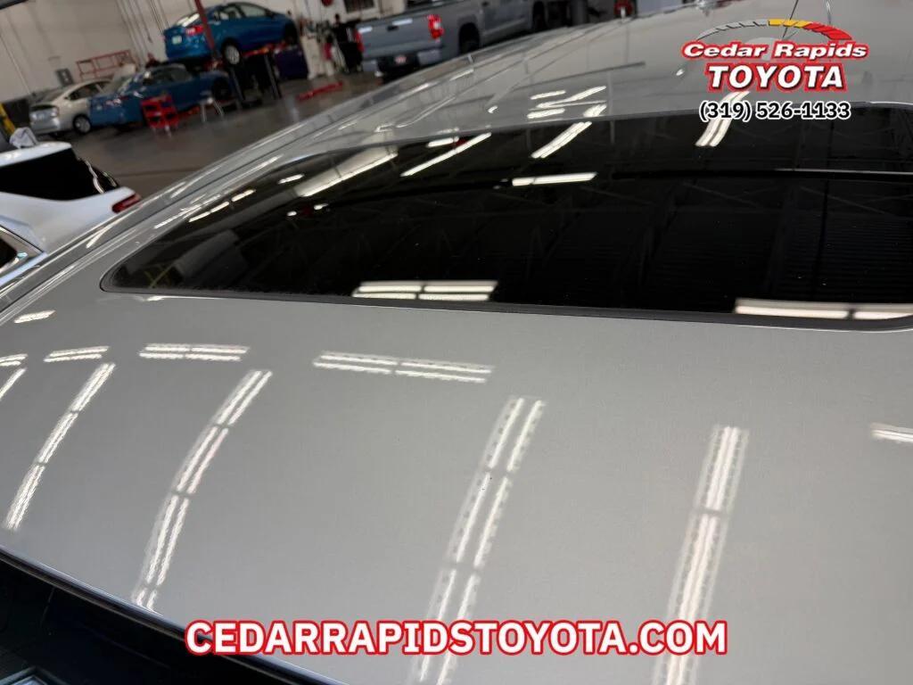 used 2019 Toyota Highlander car, priced at $28,793