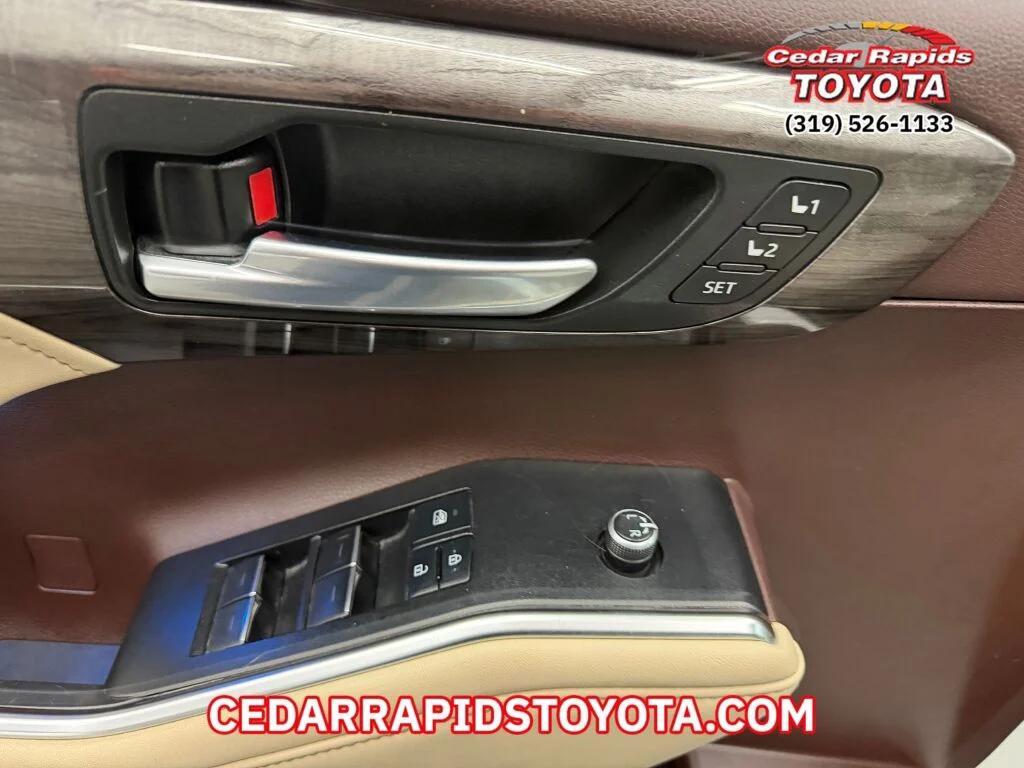 used 2021 Toyota Highlander car, priced at $25,830