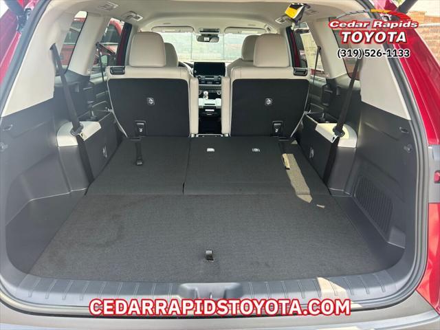 new 2025 Toyota Grand Highlander car, priced at $45,600