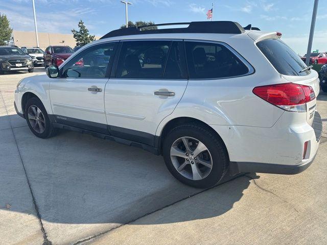 used 2013 Subaru Outback car