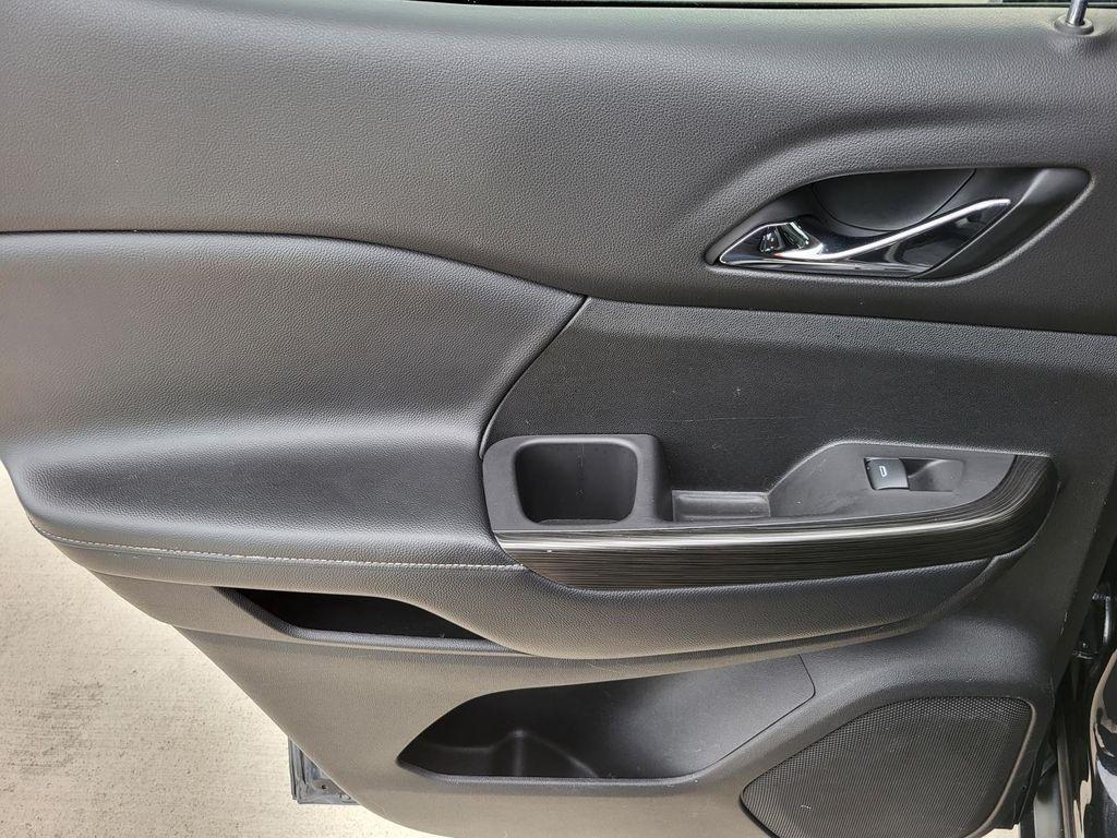 used 2020 GMC Acadia car, priced at $19,891