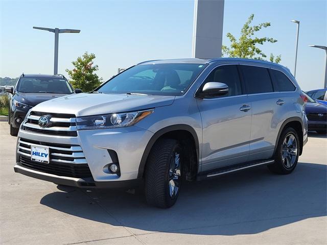 used 2017 Toyota Highlander car, priced at $23,899