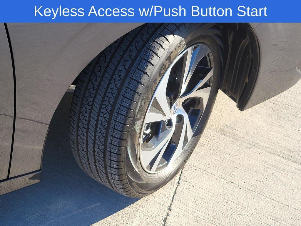 used 2025 Subaru Legacy car, priced at $25,791