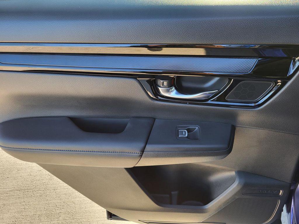 used 2025 Honda CR-V car, priced at $32,991