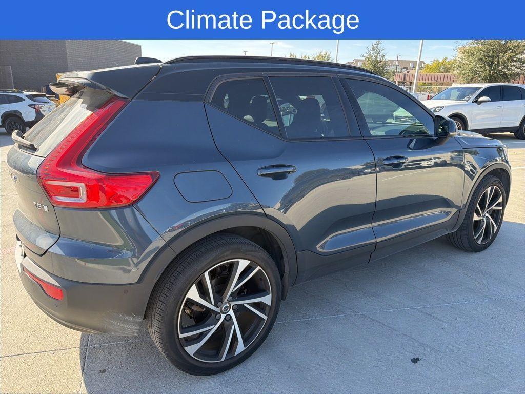 used 2022 Volvo XC40 car, priced at $27,971