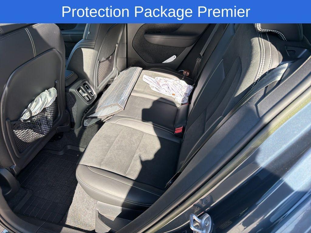 used 2022 Volvo XC40 car, priced at $27,971