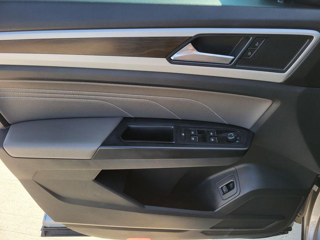 used 2021 Volkswagen Atlas car, priced at $17,591