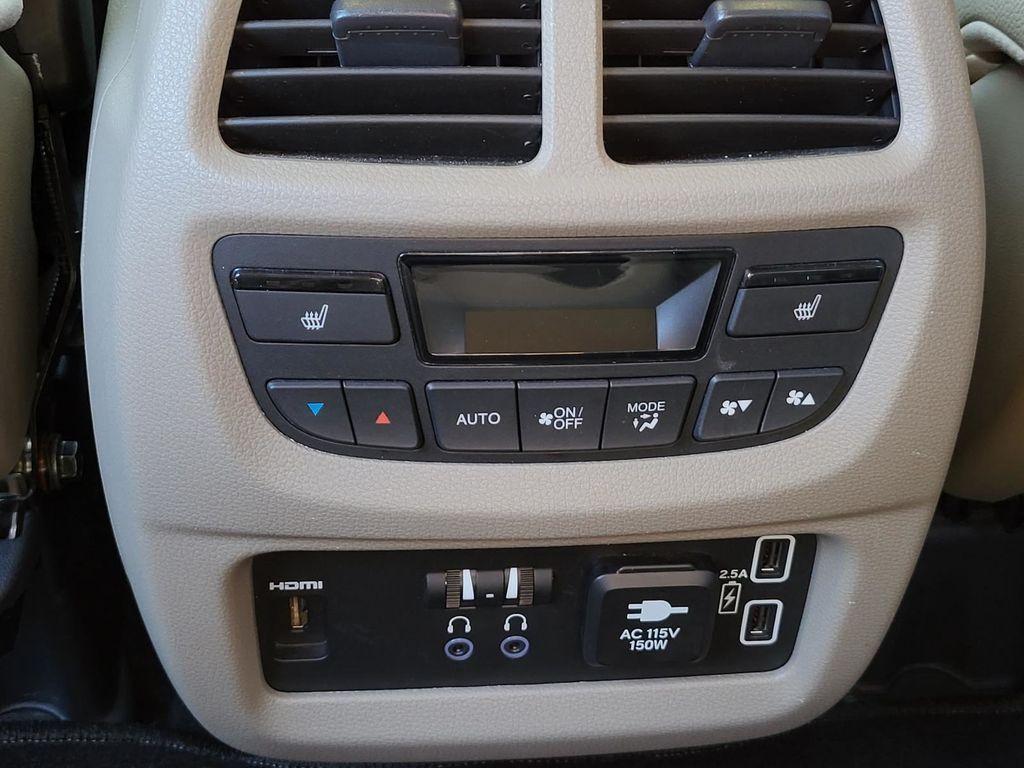 used 2022 Honda Pilot car, priced at $27,367