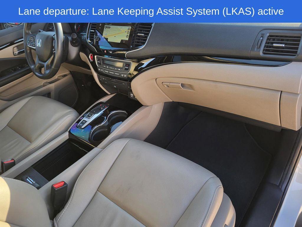 used 2022 Honda Pilot car, priced at $27,367