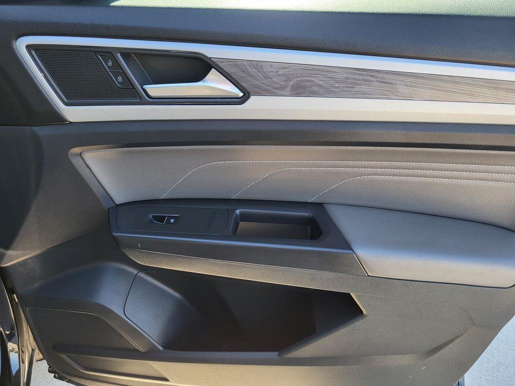 used 2022 Volkswagen Atlas Cross Sport car, priced at $22,491
