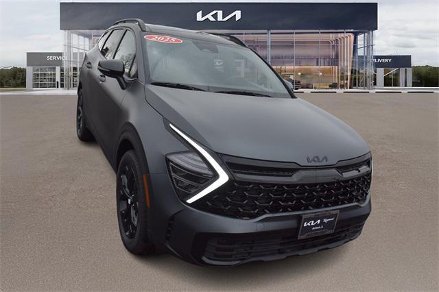 new 2025 Kia Sportage car, priced at $40,248