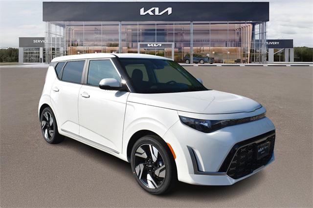 new 2025 Kia Soul car, priced at $25,185