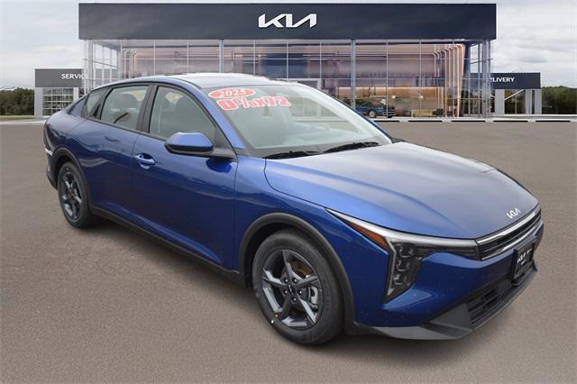 new 2025 Kia K4 car, priced at $23,665
