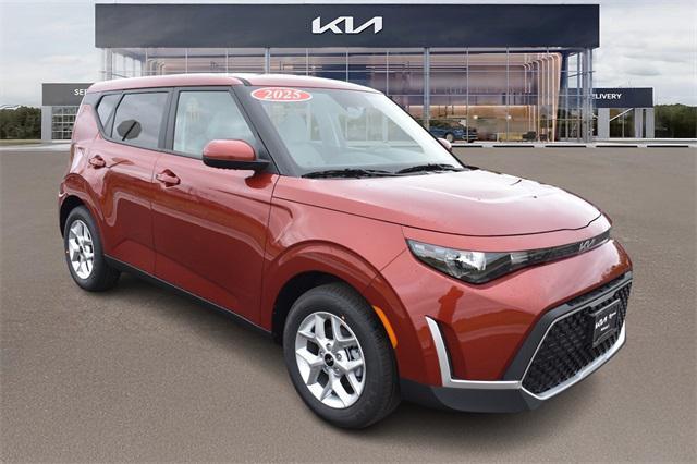 new 2025 Kia Soul car, priced at $21,809