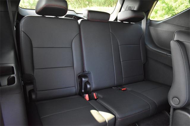 new 2025 Chevrolet Traverse car, priced at $48,670