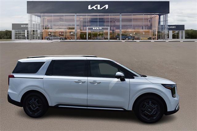 new 2025 Kia Carnival car, priced at $44,558