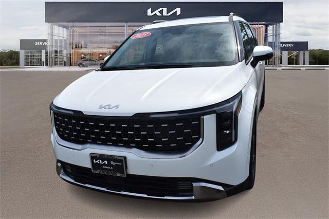 new 2025 Kia Carnival car, priced at $44,558