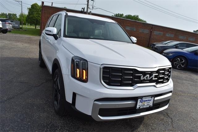 new 2024 Kia Telluride car, priced at $42,205