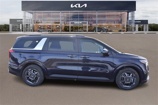 new 2025 Kia Carnival Hybrid car, priced at $44,360