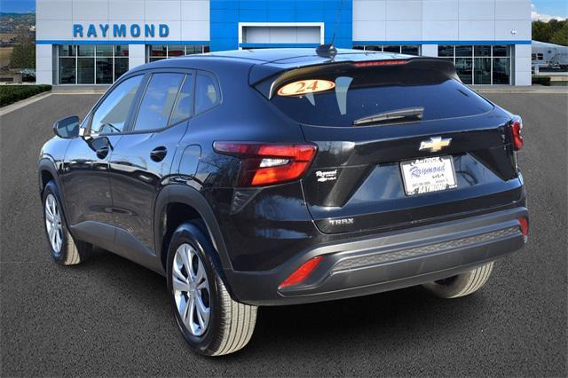 used 2024 Chevrolet Trax car, priced at $22,861