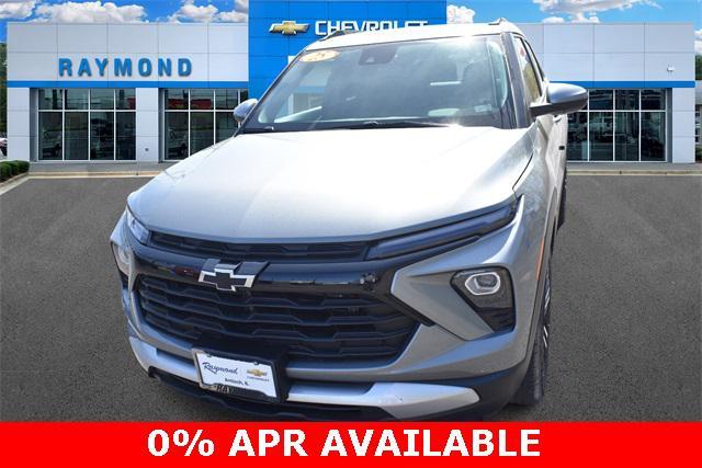 new 2025 Chevrolet TrailBlazer car, priced at $27,104