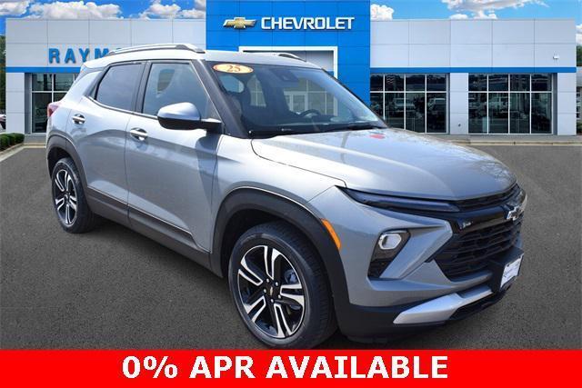 new 2025 Chevrolet TrailBlazer car, priced at $27,104