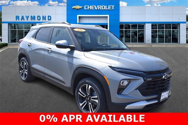 new 2025 Chevrolet TrailBlazer car, priced at $27,104