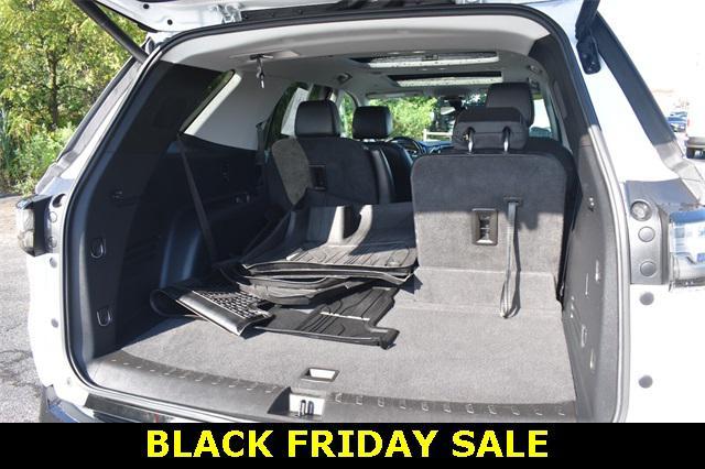 used 2021 Chevrolet Traverse car, priced at $24,998