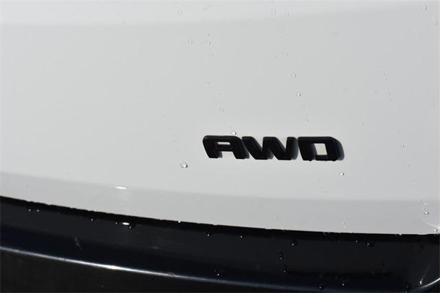 used 2021 Chevrolet Traverse car, priced at $27,598