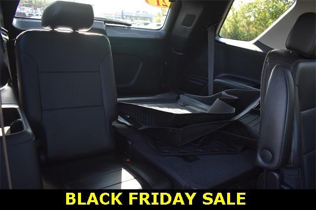 used 2021 Chevrolet Traverse car, priced at $24,998