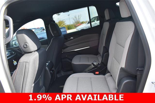 new 2026 Chevrolet Traverse car, priced at $38,990